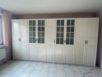 Šatní skříně Ikea