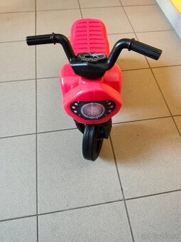 Dětské odrážedlo