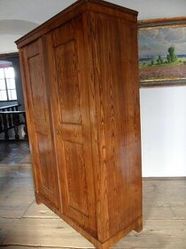 Biedermeier skříň, KLÍNOVÁ, orig.19.stol.