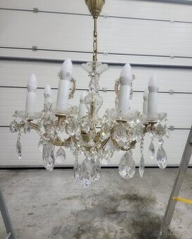 Křišťálový lustr