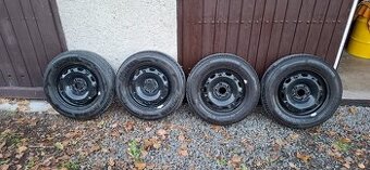 Sada letních pneu Fabia 2 + poklice