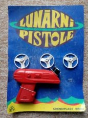CHEMOPLAST - LUNÁRNÍ PISTOLE