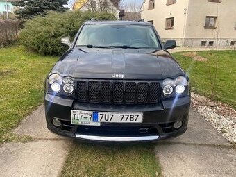 Jeep Grand Cherokee SRT8 6.1 | 313 kW | 4x4 | zachovalý stav