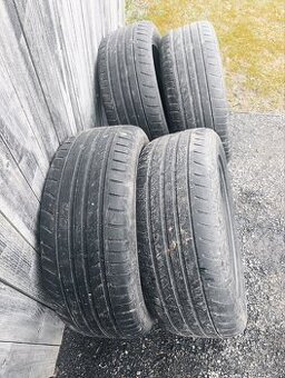 Letní pneumatiky Dunlop 235/55R 17" na dojetí