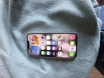 Prodám iPhone 13 128gb