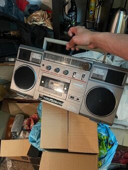 Retro radiomagnetofon Monaco RD-8104 – boombox z 80. let