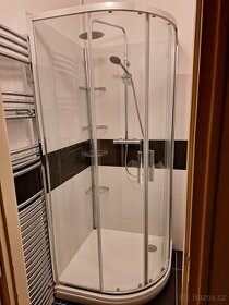 Sprchový kout RAVAK komplet s vaničkou a sprchou - 1