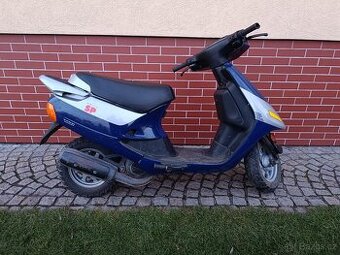 Aprilia 50 skútr - 1
