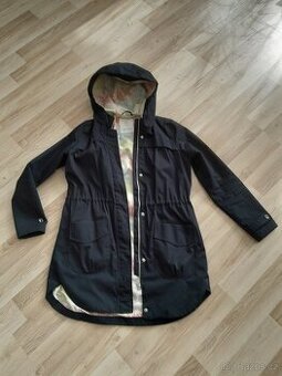 Nádherná jarní bunda/parka vel. 38