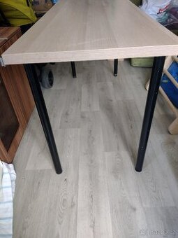 Jídelní stůl 60x140
