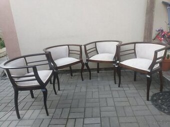 Starožitné křesla po renovaci. - 1