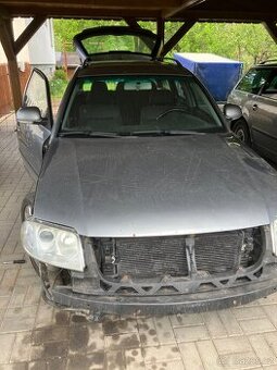 Náhradní díly Passat B5.5, r.v. 2003, barva LD7W