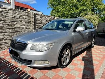 ŠKODA SUPERB COMBI 2.0TDI 125 KW ELEGANCE TOP STAV BEZ KOSME