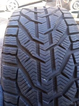 Sebring Snow 235/40 R18 95v m+s zimní pneu