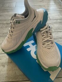 TENISKY HOKA W CLIFTON EDGE, VEL. 36 2/3