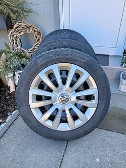 Zimní pneu 205/55 R16 + plechové disky 6 1/2x16H2 ET 50