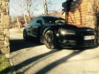 Audi TT 8J 2006 díly, blatníky. Nárazník, prahy