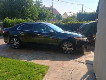 Honda Accord 2.4