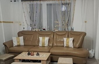 Kožená rozkladací sedačka