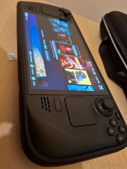 Steam Deck OLED 512GB + přílušenství
