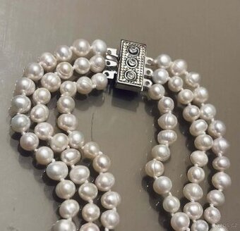 Trojřadý náhrdelník z pravých bílých perel 6-7 mm
