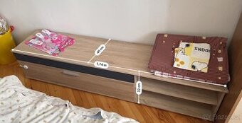 Komoda pod televizi , obývací stěna