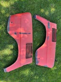 Zadní blatníky Škoda 100