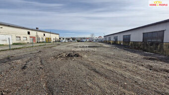 Pronájem zpevněné plochy