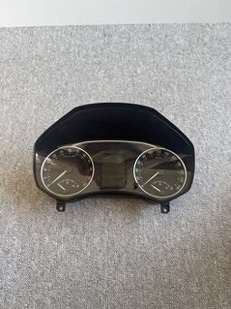 Octavie 2 budíky maxidot performance