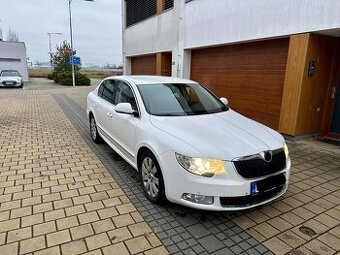 Superb  2.0 TDi 4x4 103Kw DSG, 2012