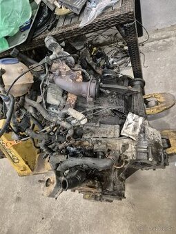 Motor + převodovka 1.9 td 50 kw  transporter t4