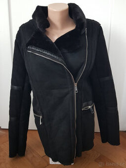 Černý kožíšek zn. Urban vel. M