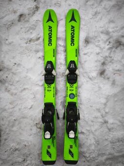 Atomic redster 90cm, pěkné dětské lyžičky