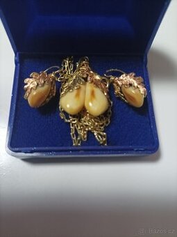 zlatý šperk