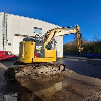 CAT 325F L CR pásové rypadlo