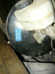 Posilovač a brzdový válec MB W-124 2.5d 20v - 1