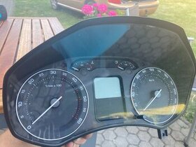 Budíky, tachometr Škoda Octavia