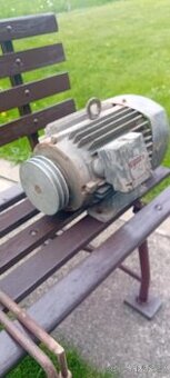 Elektromotor