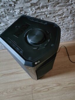 LG FJ5