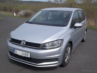 VW Touran 1,2 TSI, r.v. 02/2016, 7 míst, pravidelný servis