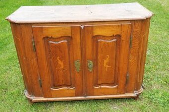 Barokní skřínka intarzovaná dvoudvéřová 18. století