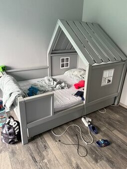 Dětská postel dům domeček 140 cm