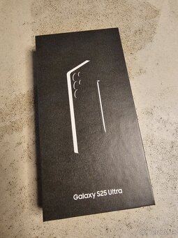 NOVY Samsung S25 Ultra 512GB Titan Black - 1