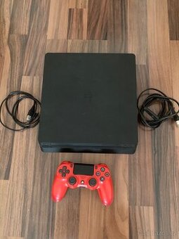 PlayStation 4 Slim