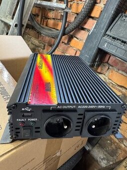 Měnič napětí 1600w