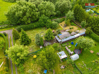 Prodej zahrady 792 m² s chatkou, v Tachově, na Minerálce