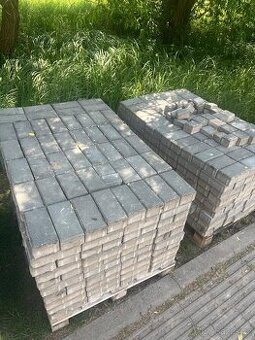 Zámková dlažba 20x10x6 cm