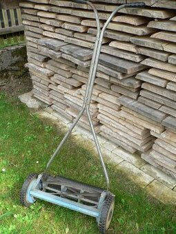 Ruční sekačka Husqvarna