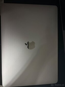 MacBook Pro 13” (2019)
