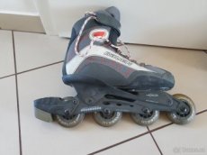 Dámské kolečkové brusle, vel. 26,5 cm
